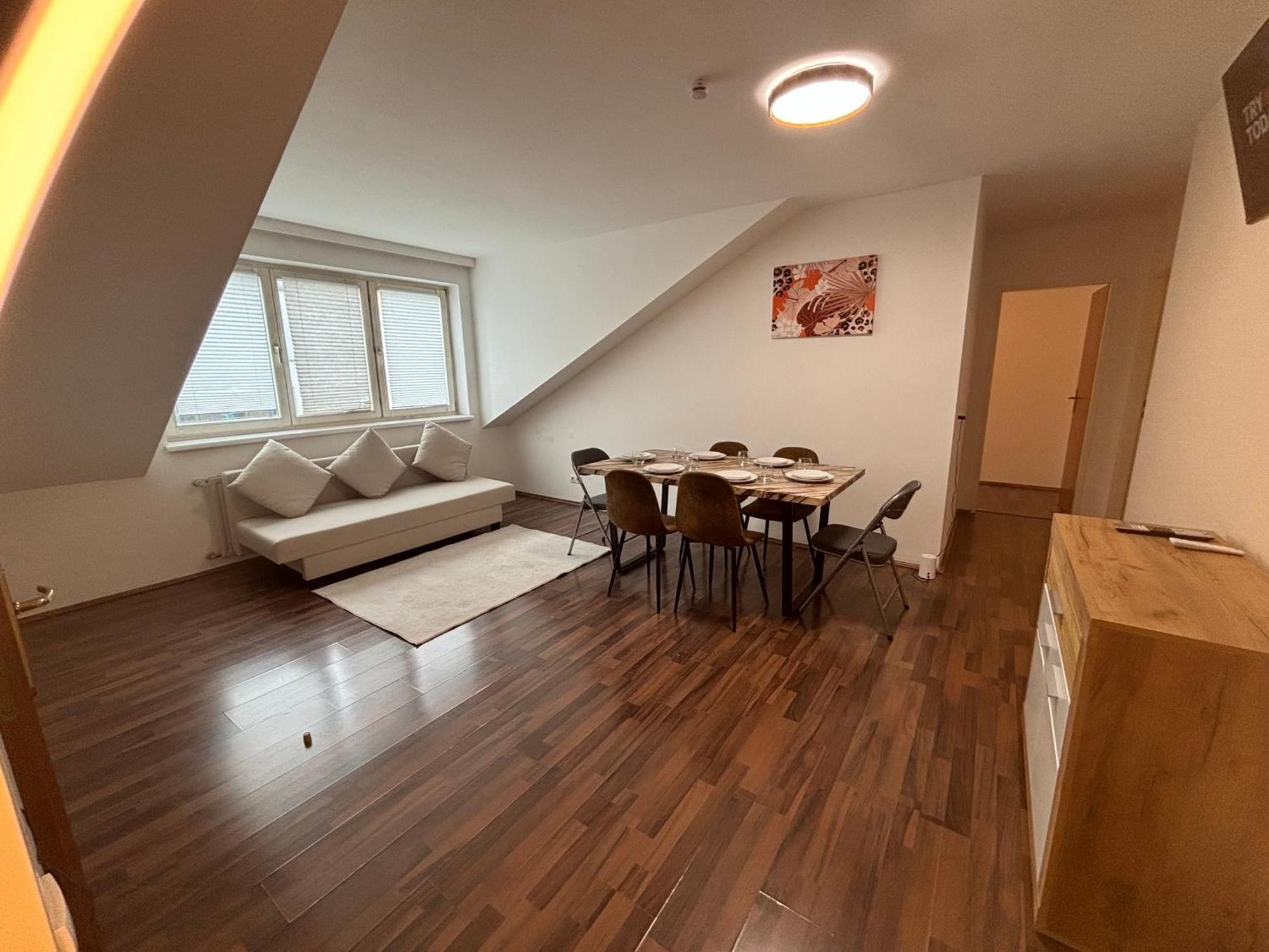 Cityhit 1020Treasure Home Vienna Luaran gambar